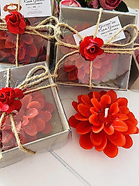 KIRMIZI LOTUS MUM SÜSLENMİŞ KUTULU 25 ADET