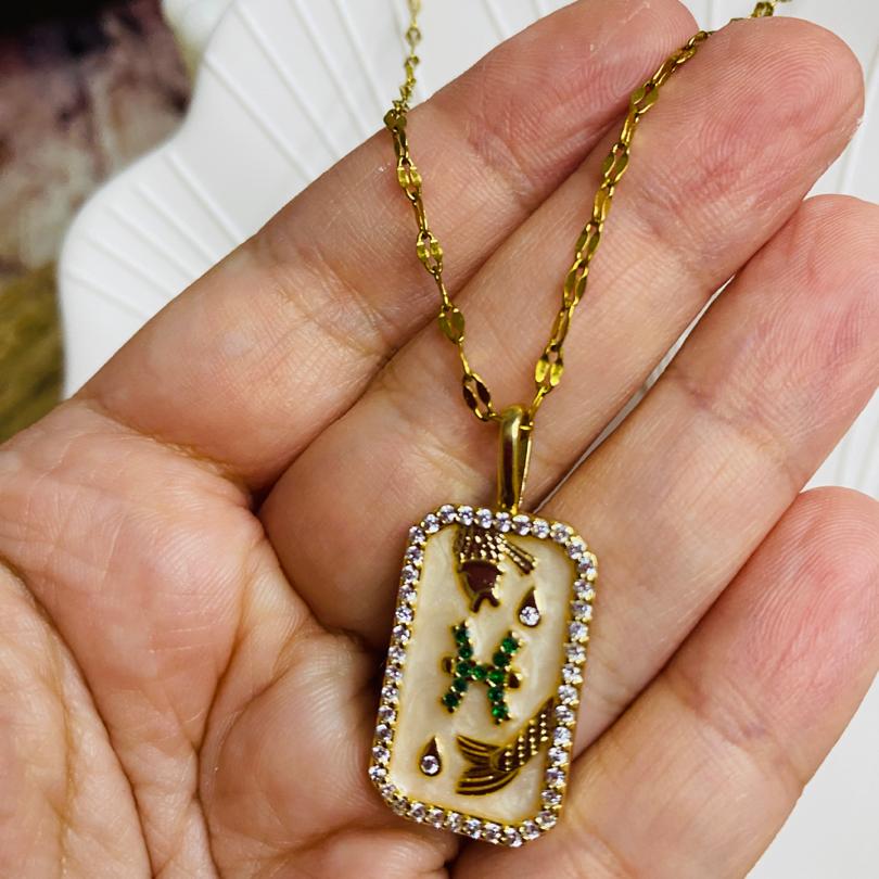 BAŞIK BURCU BAYAN ÇELİK KOLYE