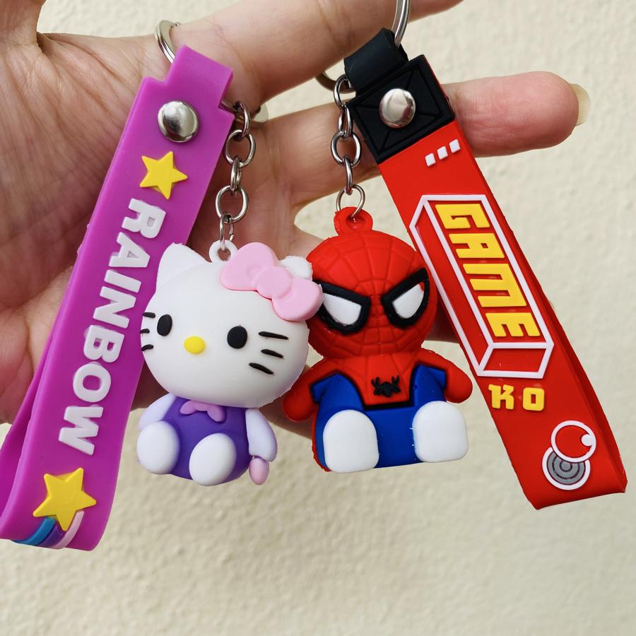 HELLO KİTY ÖRÜMCEK ADAM SİLİKON 3D ÇİFT ANAHTARLIĞI