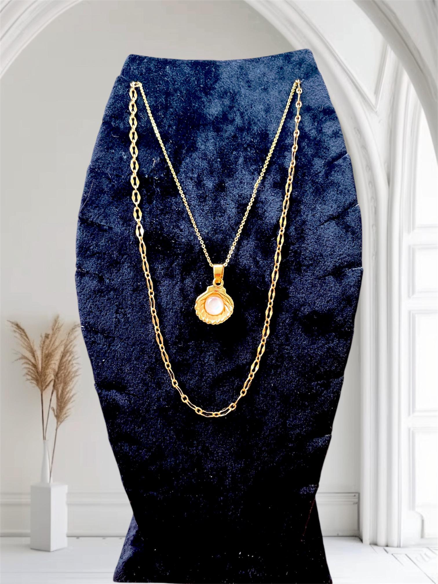 BAYAN ŞIK İSTRİDYEDE İNCİ MODEL KOLYE