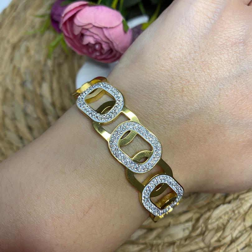 BAYAN TAŞLI ÇELİK KELEPÇE BİLEKLİK