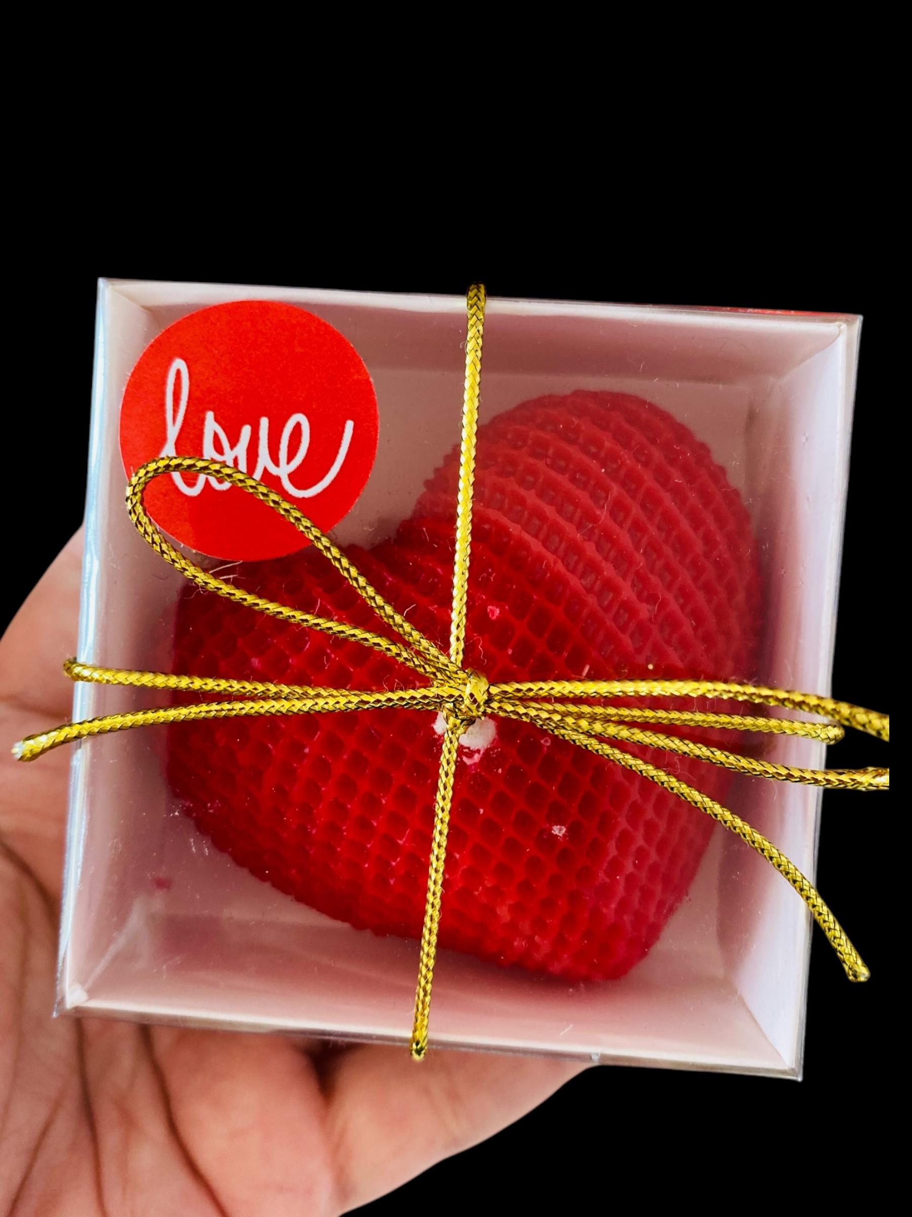 SEVGİLİLER GÜNÜ ÖZEL KIRMIZI KALP MUM 1 ADET